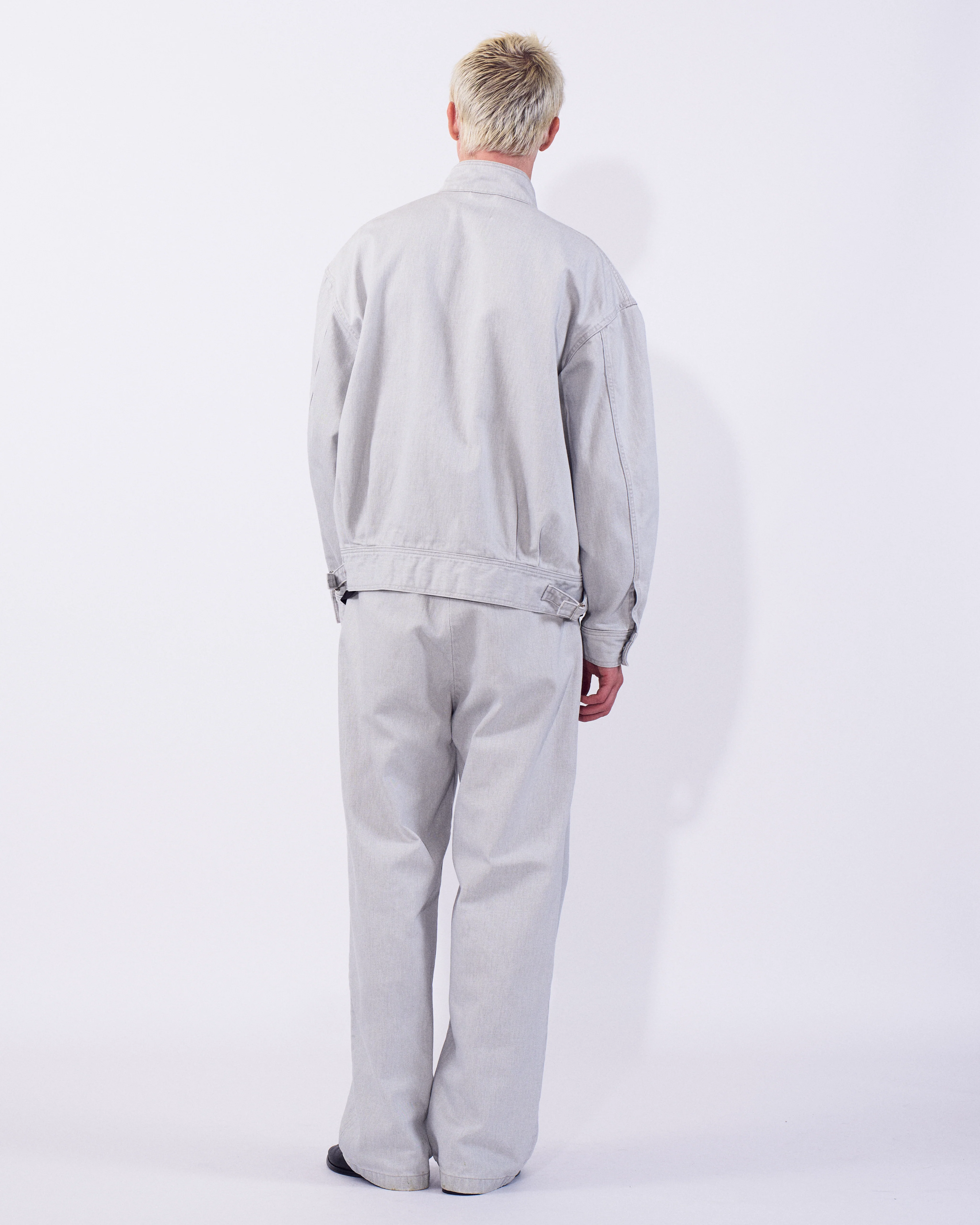 Suface Dyed Denim 1pleated Wide Tapered Trousers - Image 8