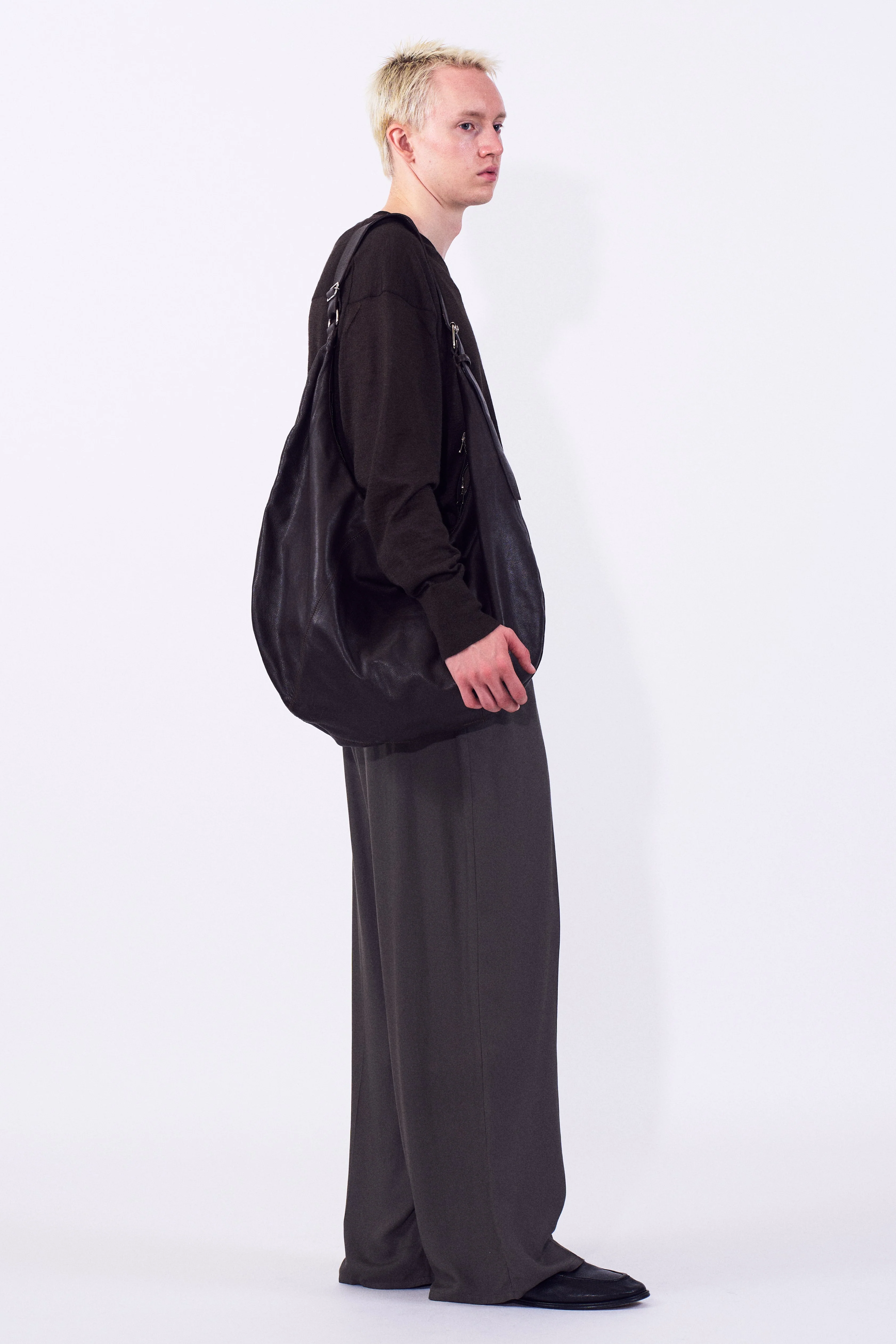 Carf Leather Circle Bag - Image 7