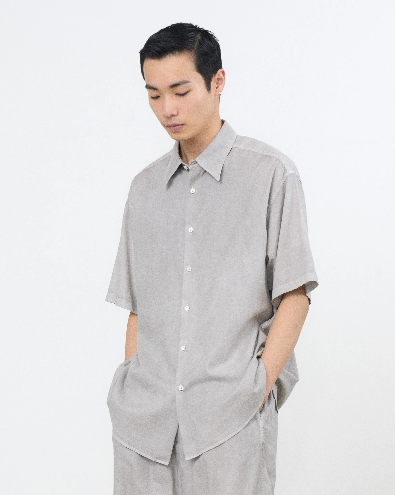 Cotton Silk Twill Garment-Dyed Loosed Shirt - Image 2