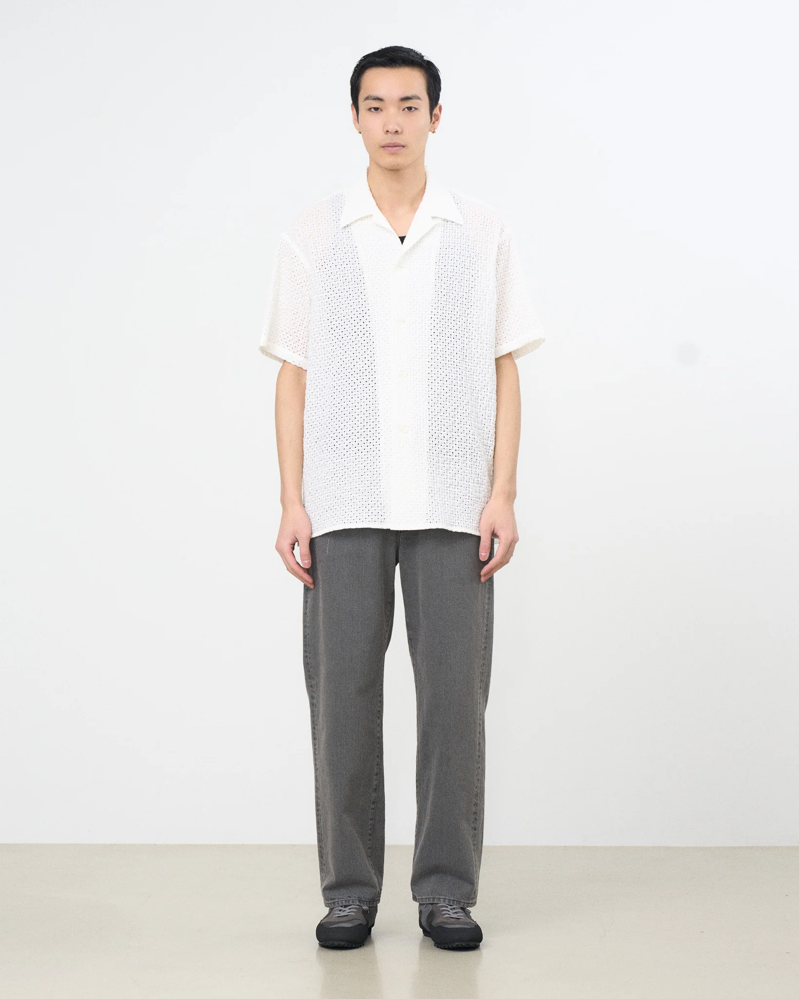 Embroidery Lyocell Ramie Lawn Open Collar Shirt - Image 3
