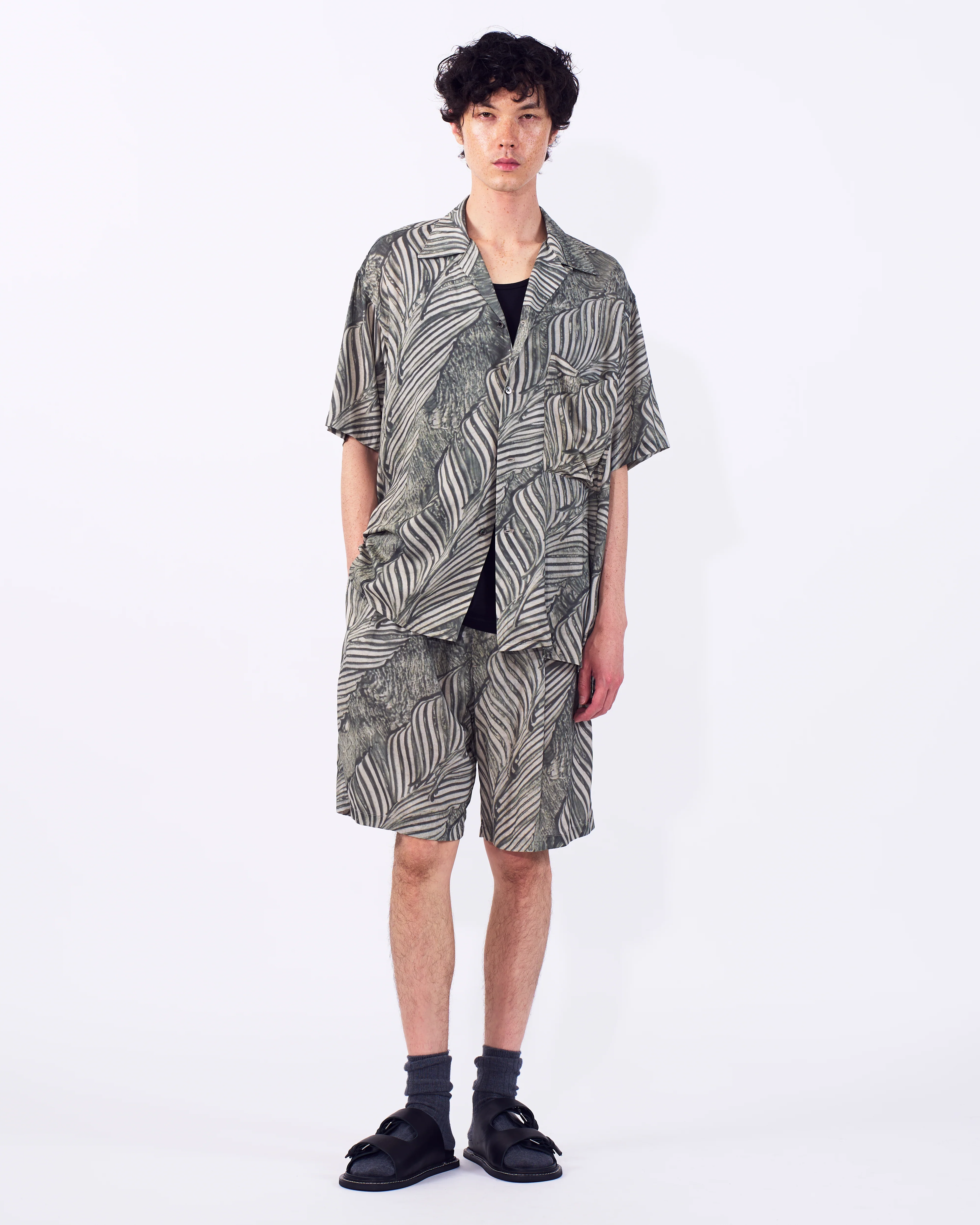 Leaf Pattern Printed Rayon Open Collar Shirt - Image 4
