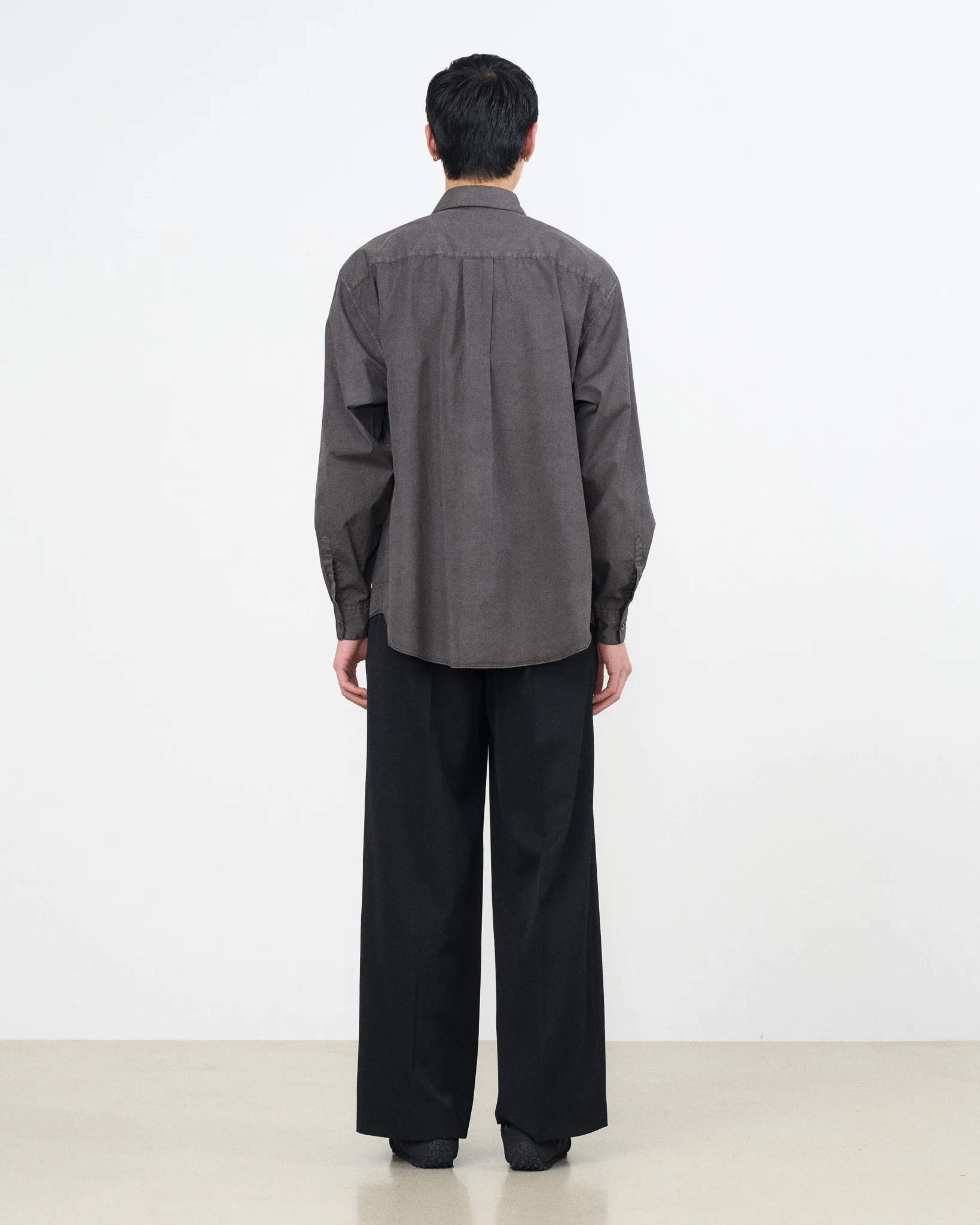 YOKE×Graphpaper Suvin Gold Cotton Poplin Pigment Dyed Regular Collar Shirt - Image 5
