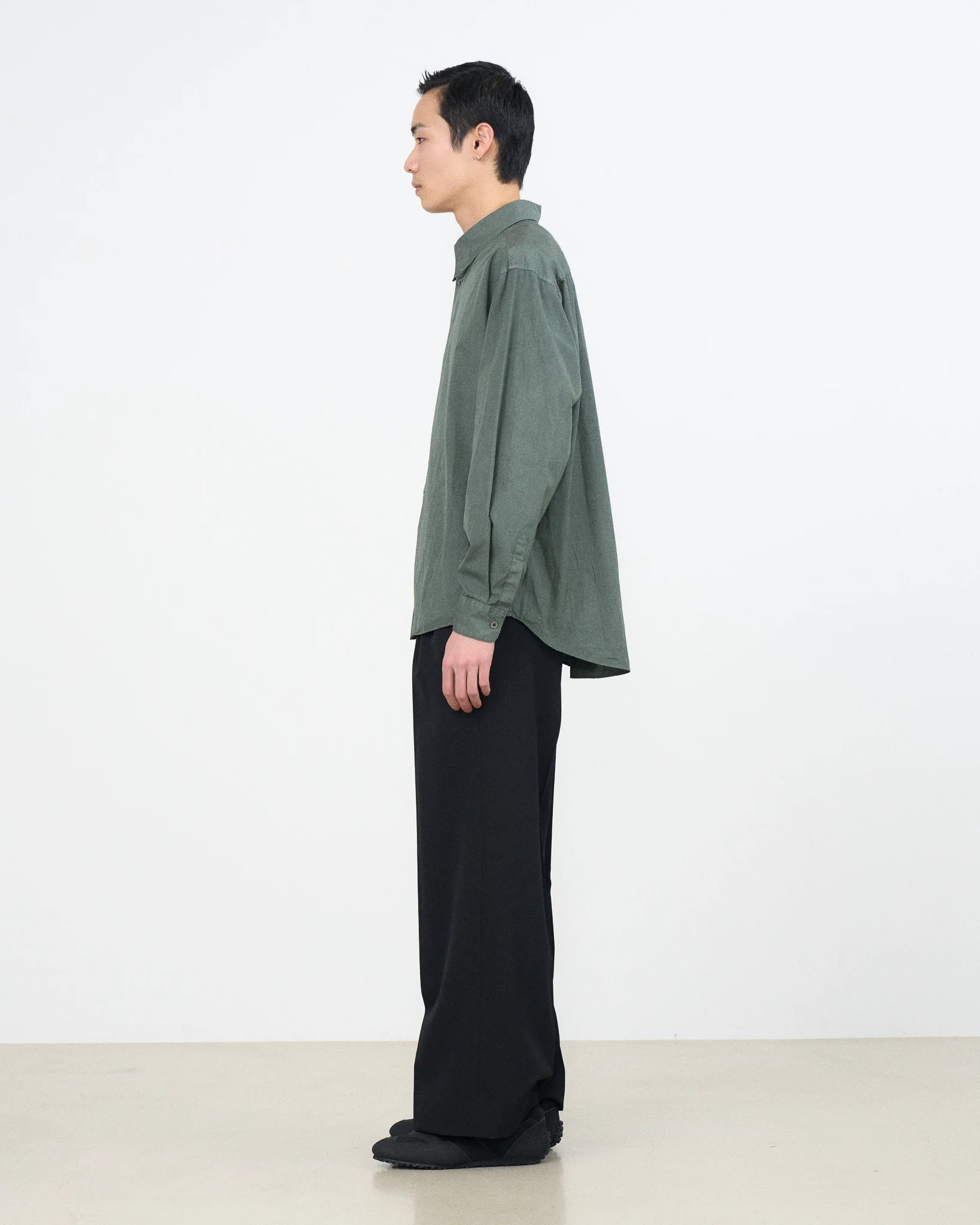 YOKE×Graphpaper Suvin Gold Cotton Poplin Pigment Dyed Regular Collar Shirt - Image 9